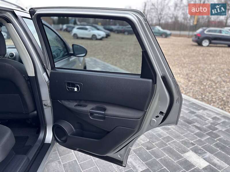 Позашляховик / Кросовер Nissan Qashqai+2 2010 в Коломиї