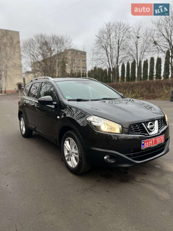 Nissan Qashqai+2 2012