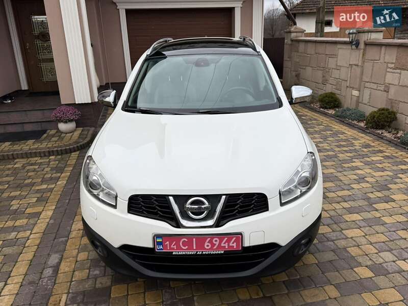 Внедорожник / Кроссовер Nissan Qashqai+2 2013 в Ивано-Франковске