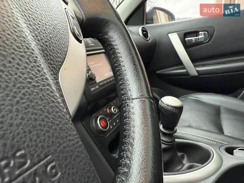 Внедорожник / Кроссовер Nissan Qashqai+2 2013 в Ивано-Франковске