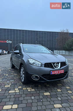 Позашляховик / Кросовер Nissan Qashqai+2 2012 в Луцьку