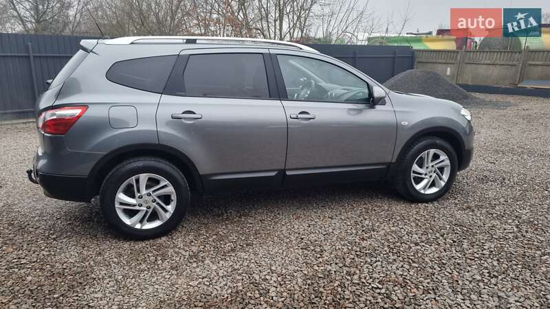 Внедорожник / Кроссовер Nissan Qashqai+2 2011 в Коростене