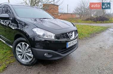 Внедорожник / Кроссовер Nissan Qashqai+2 2012 в Казатине