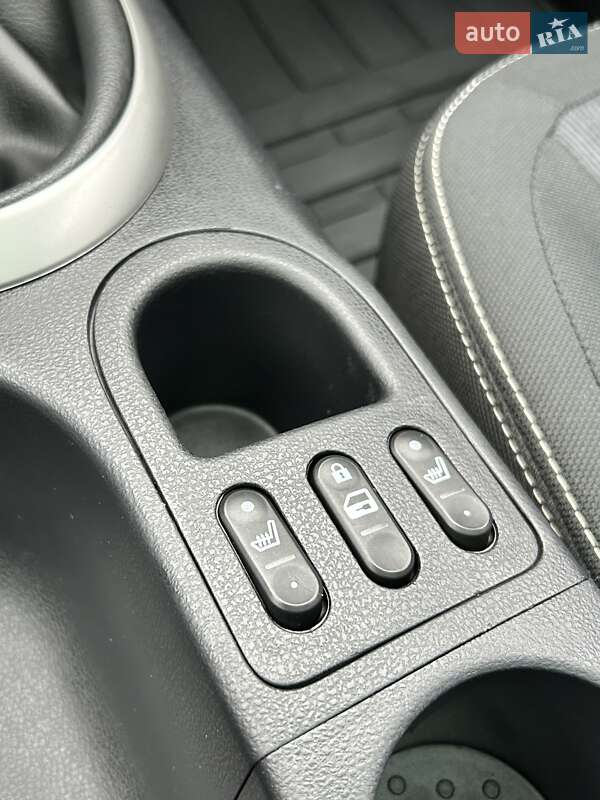 Позашляховик / Кросовер Nissan Qashqai+2 2011 в Сумах