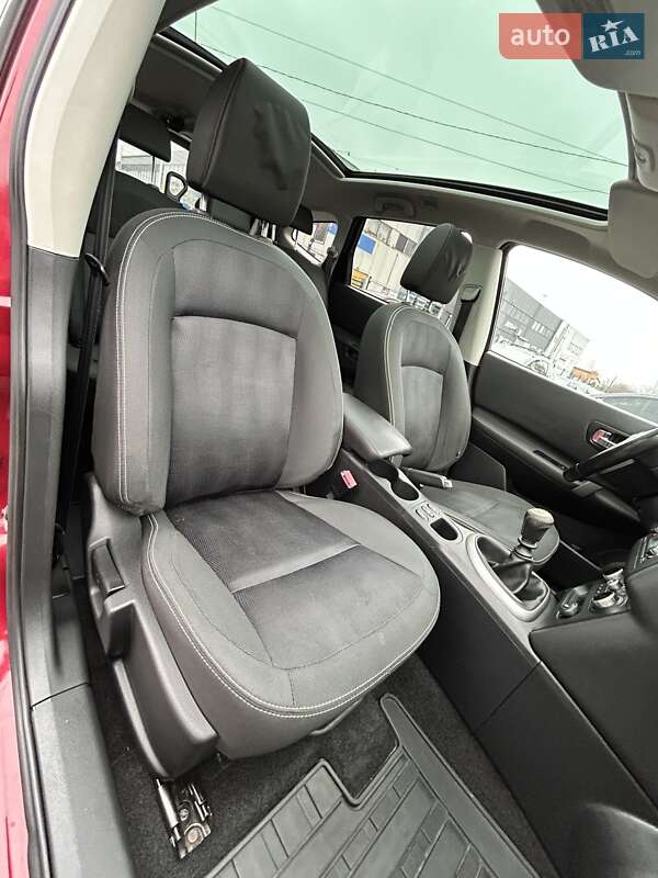 Позашляховик / Кросовер Nissan Qashqai+2 2011 в Сумах