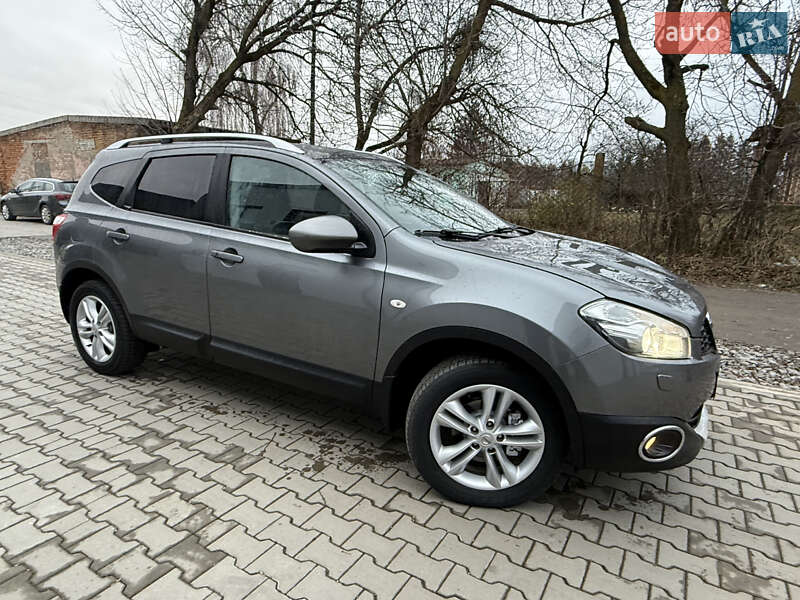 Позашляховик / Кросовер Nissan Qashqai+2 2010 в Млиніві фото Позашляховик / Кросовер Nissan Qashqai+2 2010 в Млиніві