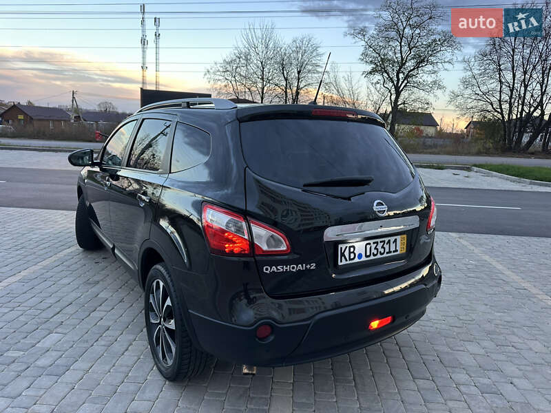 Позашляховик / Кросовер Nissan Qashqai+2 2011 в Вінниці