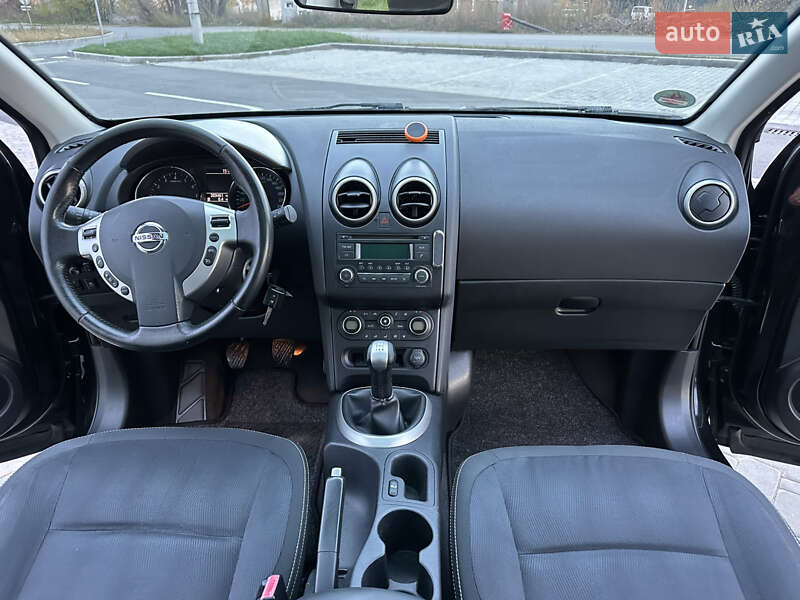 Позашляховик / Кросовер Nissan Qashqai+2 2011 в Вінниці