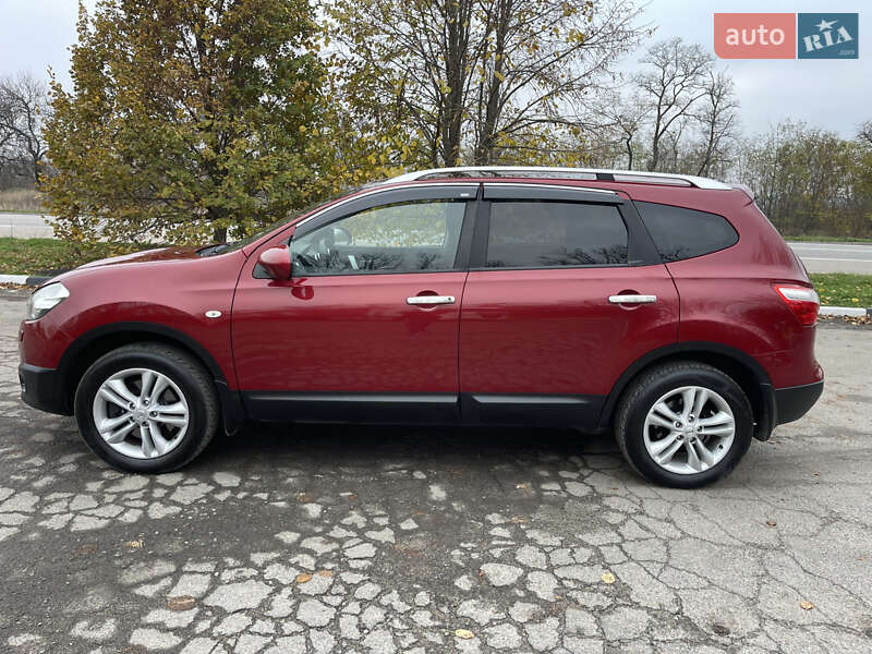 Внедорожник / Кроссовер Nissan Qashqai+2 2013 в Новоархангельске