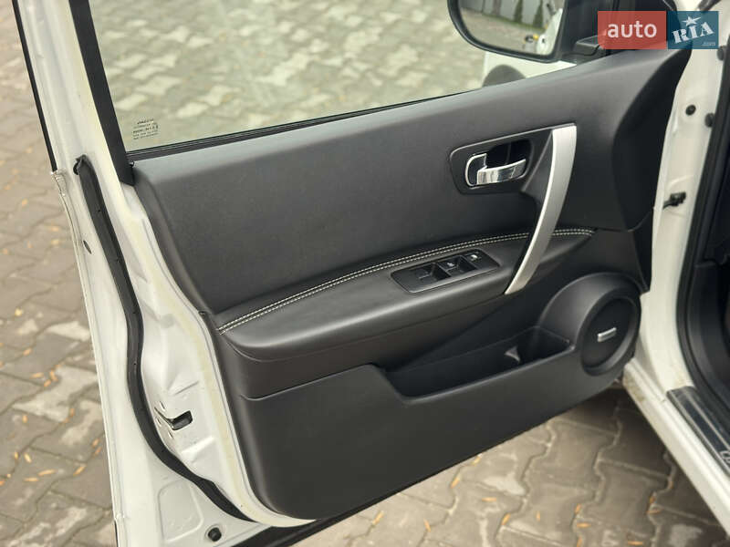 Позашляховик / Кросовер Nissan Qashqai+2 2013 в Костопілі