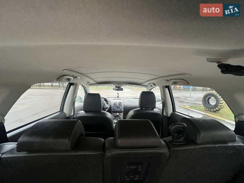 Внедорожник / Кроссовер Nissan Qashqai+2 2010 в Конотопе фото 11 Внедорожник / Кроссовер Nissan Qashqai+2 2010 в Конотопе