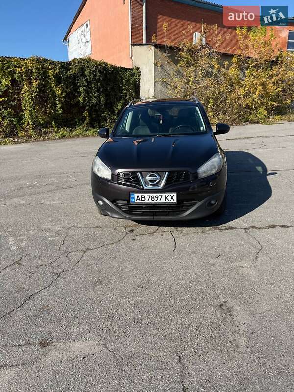 Внедорожник / Кроссовер Nissan Qashqai+2 2010 в Жмеринке