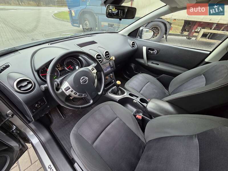 Внедорожник / Кроссовер Nissan Qashqai+2 2013 в Калуше