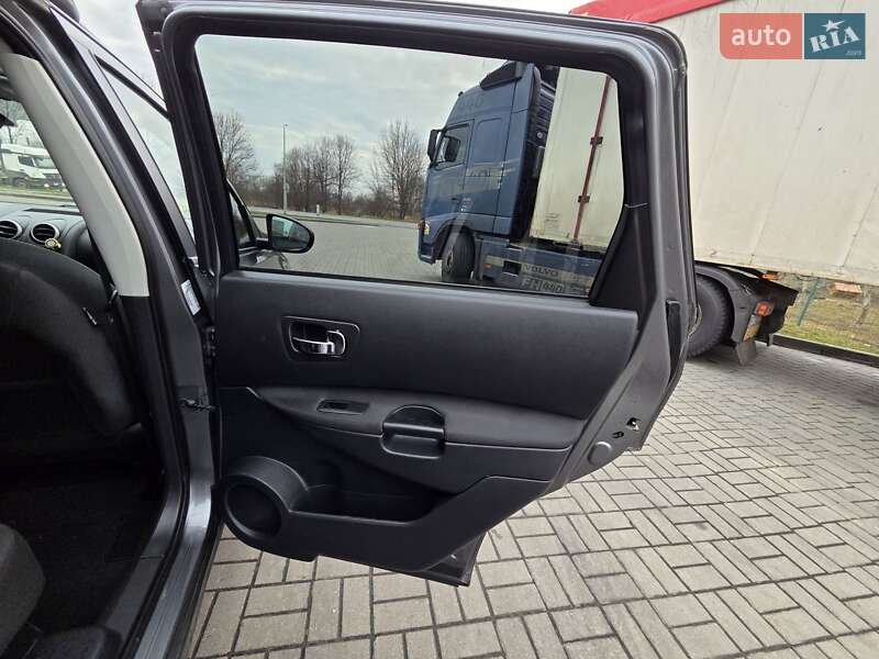 Внедорожник / Кроссовер Nissan Qashqai+2 2013 в Калуше