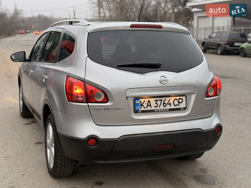 Позашляховик / Кросовер Nissan Qashqai+2 2008 в Києві