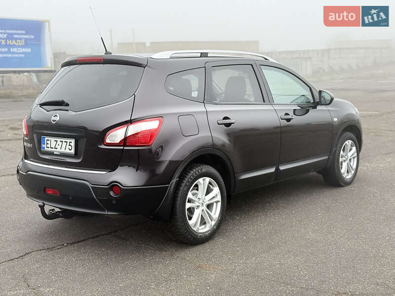 Внедорожник / Кроссовер Nissan Qashqai+2 2011 в Виннице