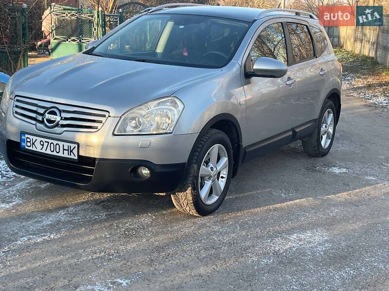 Внедорожник / Кроссовер Nissan Qashqai+2 2008 в Ровно фото 5 Внедорожник / Кроссовер Nissan Qashqai+2 2008 в Ровно