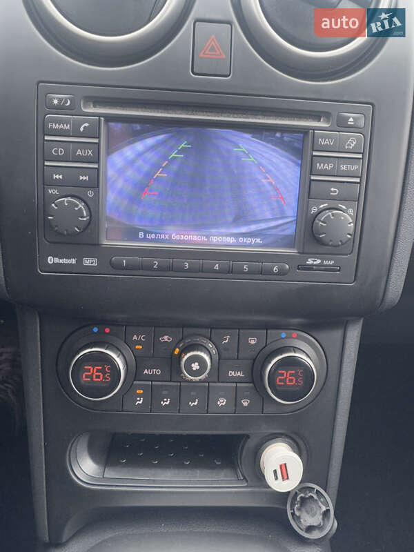 Позашляховик / Кросовер Nissan Qashqai+2 2011 в Луцьку