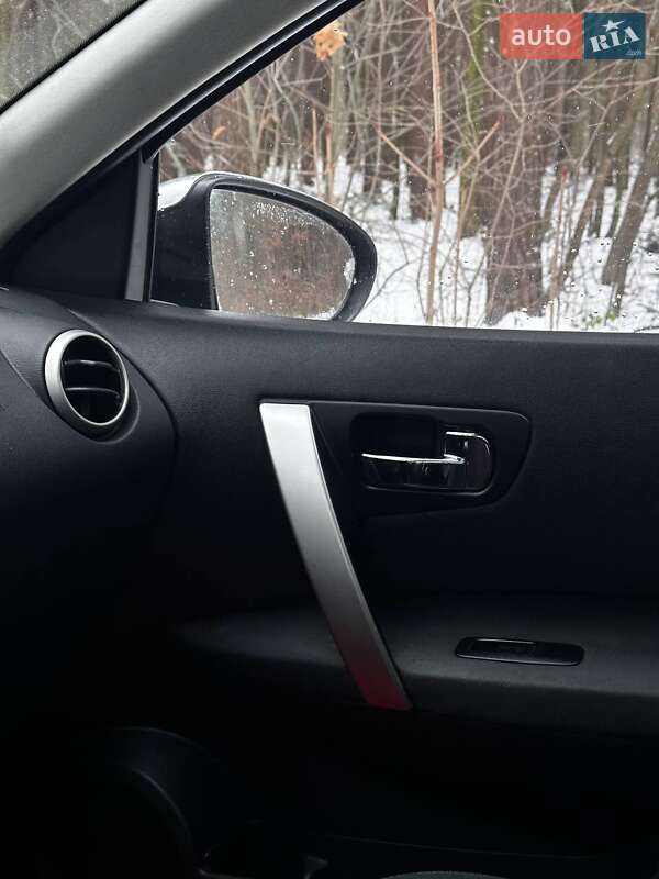 Внедорожник / Кроссовер Nissan Qashqai+2 2011 в Ивано-Франковске