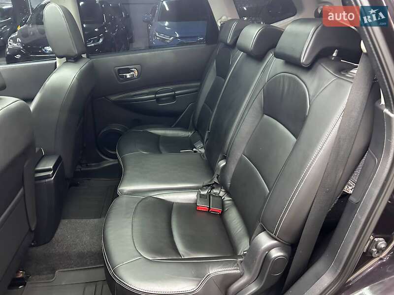 Внедорожник / Кроссовер Nissan Qashqai+2 2012 в Черновцах