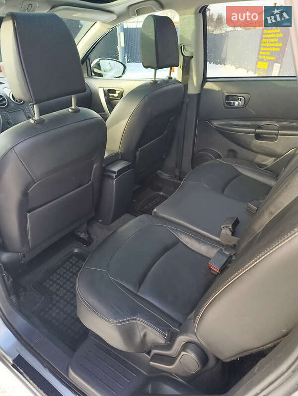 Внедорожник / Кроссовер Nissan Qashqai+2 2010 в Хмельницком