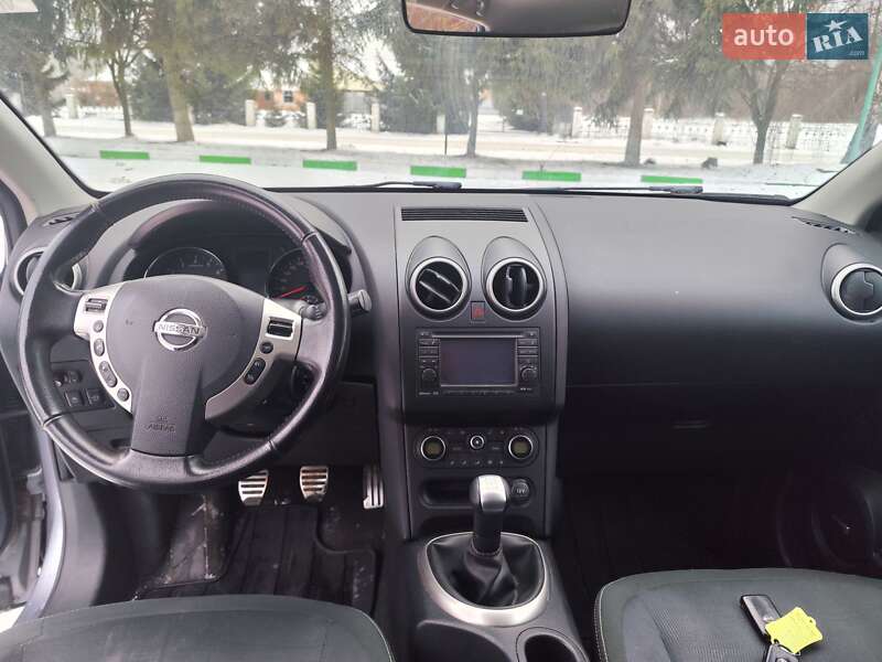 Внедорожник / Кроссовер Nissan Qashqai+2 2011 в Звягеле