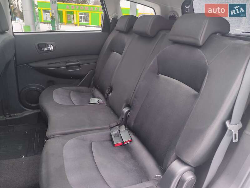 Внедорожник / Кроссовер Nissan Qashqai+2 2011 в Звягеле
