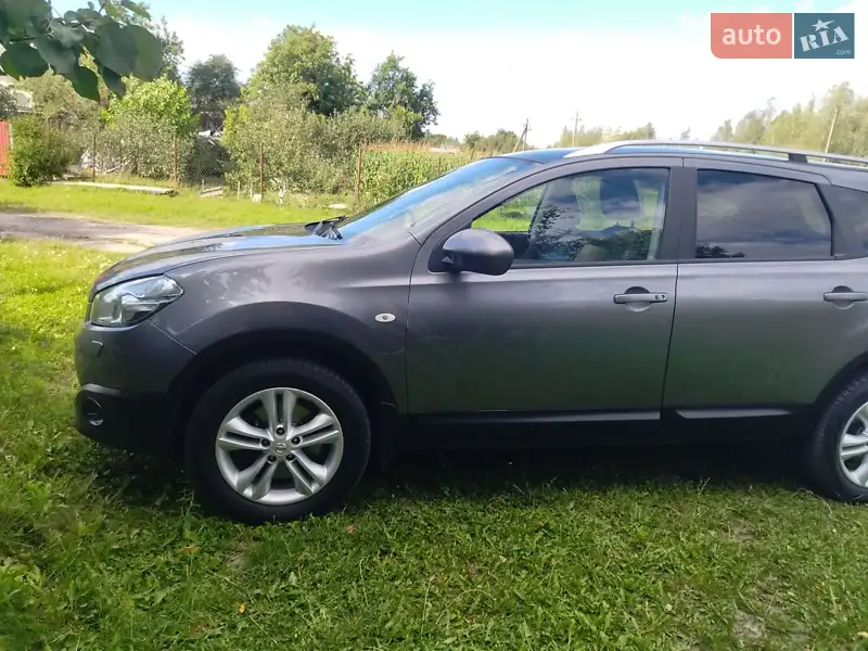 Nissan Qashqai+2