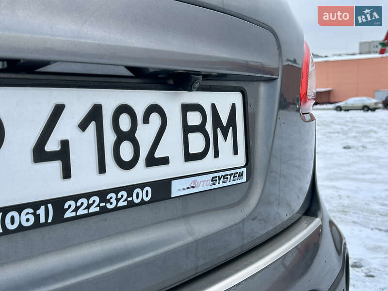 Позашляховик / Кросовер Nissan Qashqai+2 2012 в Києві