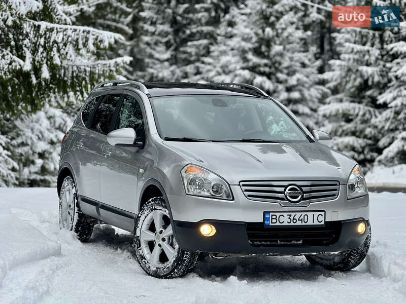 Позашляховик / Кросовер Nissan Qashqai+2 2009 в Міжгір'ї