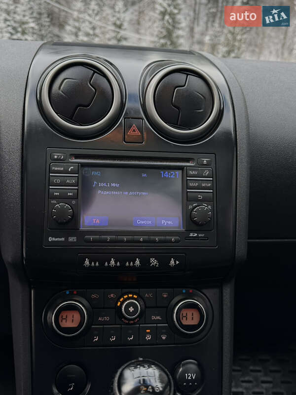 Позашляховик / Кросовер Nissan Qashqai+2 2009 в Міжгір'ї