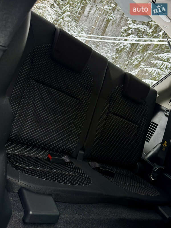 Позашляховик / Кросовер Nissan Qashqai+2 2009 в Міжгір'ї