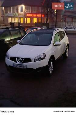 Внедорожник / Кроссовер Nissan Qashqai+2 2010 в Ичне