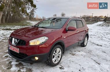 Внедорожник / Кроссовер Nissan Qashqai+2 2013 в Новоархангельске