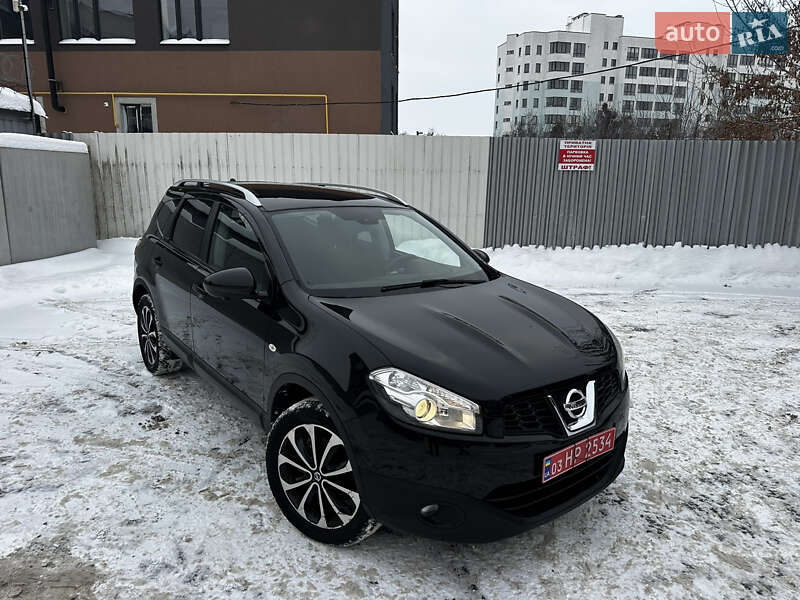 Nissan Qashqai+2 2012