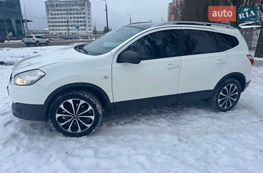 Внедорожник / Кроссовер Nissan Qashqai+2 2011 в Киеве