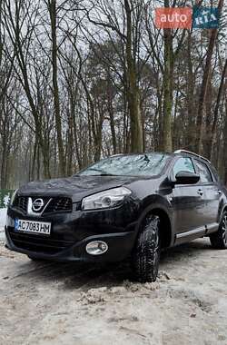 Позашляховик / Кросовер Nissan Qashqai+2 2011 в Луцьку