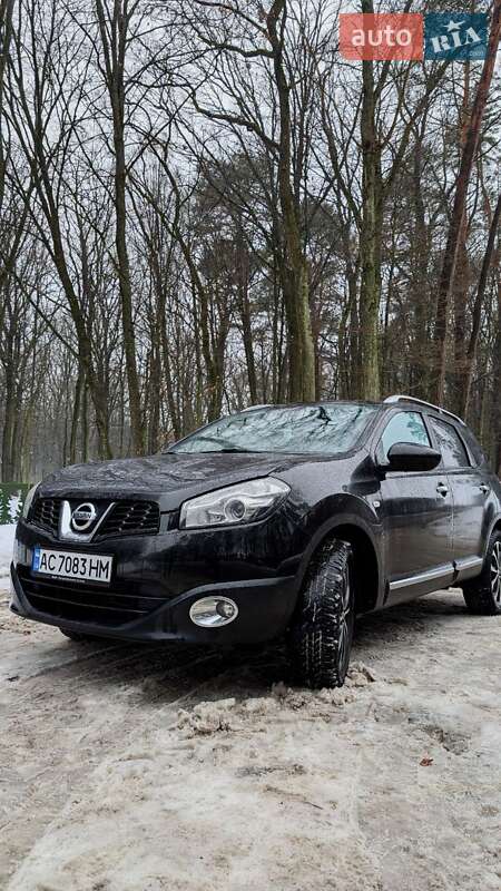 Nissan Qashqai+2 2011