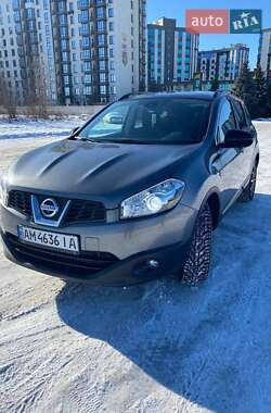 Внедорожник / Кроссовер Nissan Qashqai+2 2012 в Софиевской Борщаговке