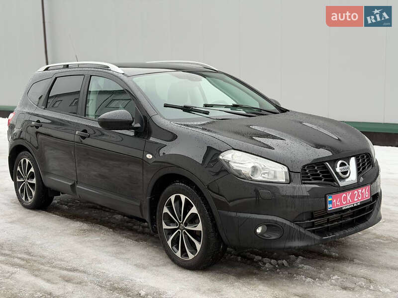 Nissan Qashqai+2 2011