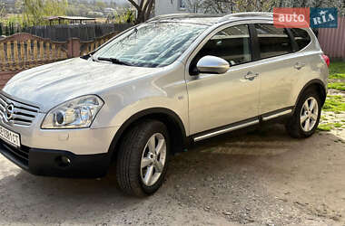 Позашляховик / Кросовер Nissan Qashqai+2 2008 в Чернівцях