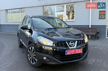 Позашляховик / Кросовер Nissan Qashqai+2 2012 в Луцьку