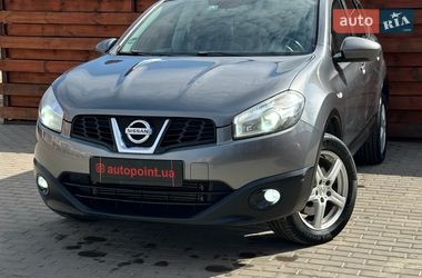 Внедорожник / Кроссовер Nissan Qashqai+2 2012 в Белогородке
