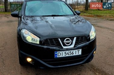 Позашляховик / Кросовер Nissan Qashqai+2 2010 в Ємільчиному