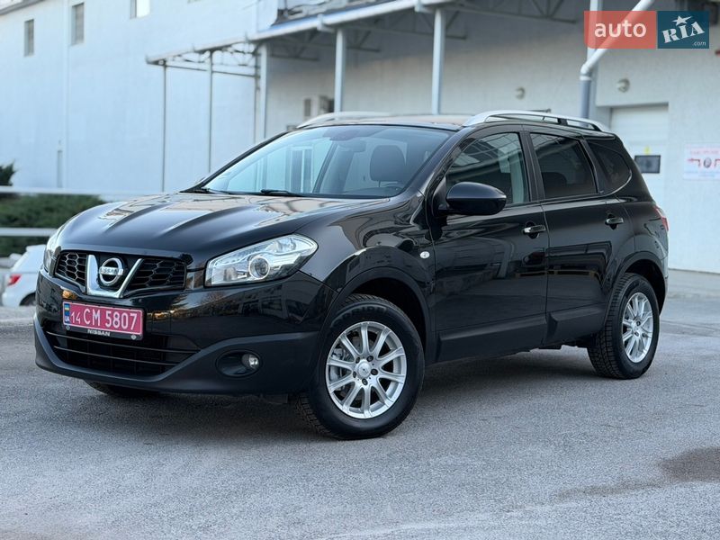 Nissan Qashqai+2 2011