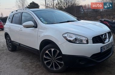 Внедорожник / Кроссовер Nissan Qashqai+2 2012 в Рокитном