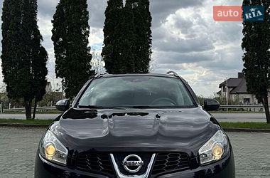 Позашляховик / Кросовер Nissan Qashqai+2 2012 в Дубні