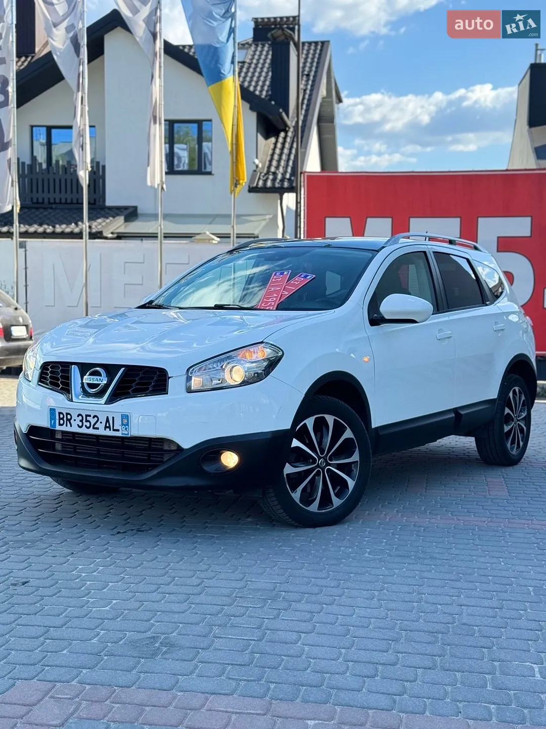 2012 Nissan Qashqai+2 - фото 1