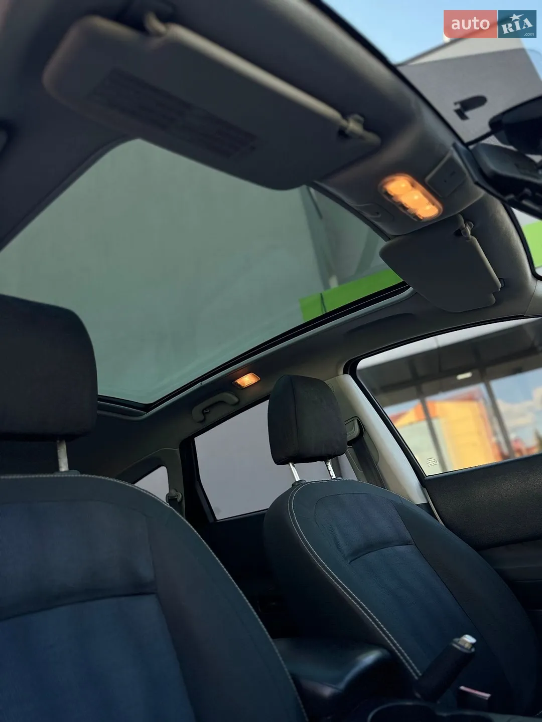 2012 Nissan Qashqai+2 - мініатюра 28