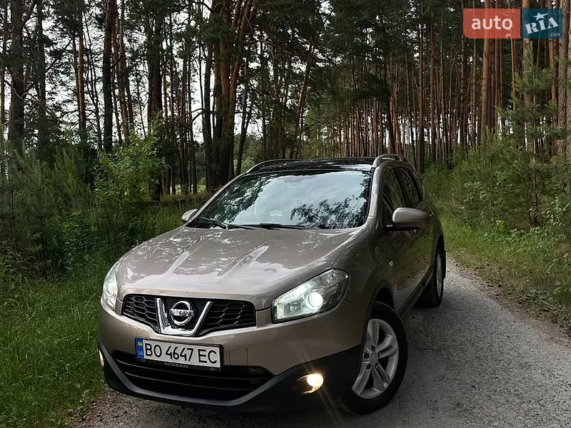Nissan Qashqai+2